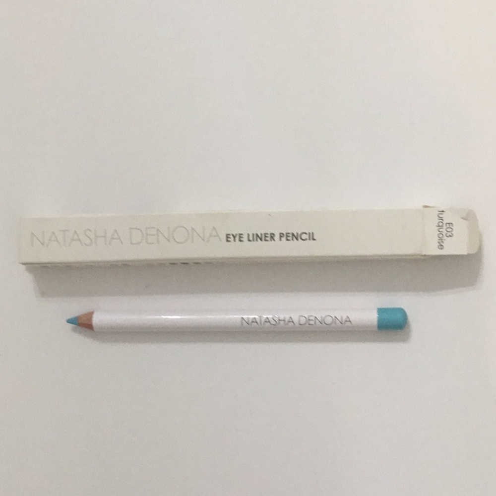 Natasha Denona eyeliner pencil E03 turquoise